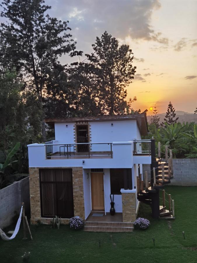 Tiny House With Amazing View Apartment Arusha Luaran gambar